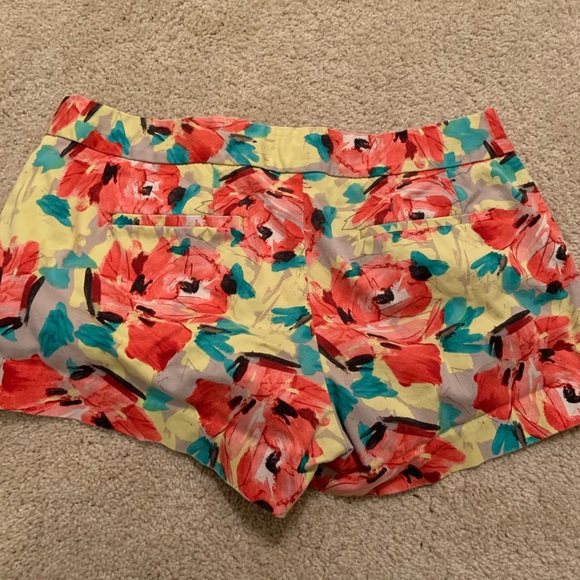 J-Crew flower pattern shorts. - Picture 2 of 3
